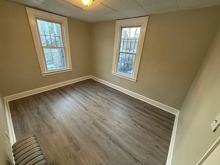 2nd image of 192 Shepard Ave #A
