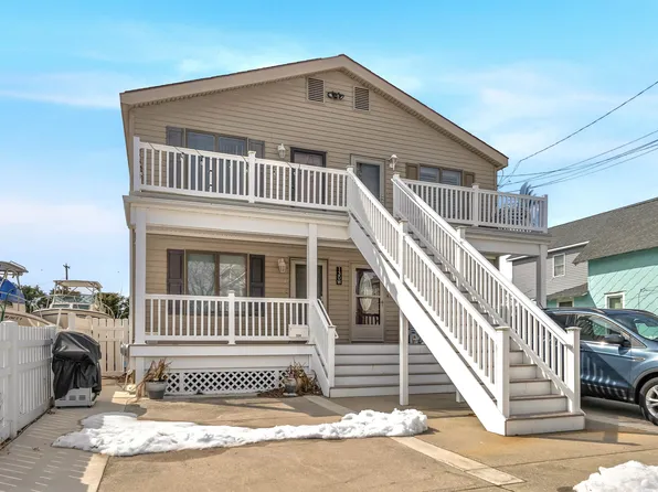 130 W Andrews Ave APT 4, Wildwood, NJ 08260