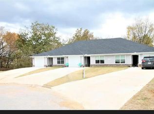 320 Westbrook Ct #4, Decatur, AR 72722