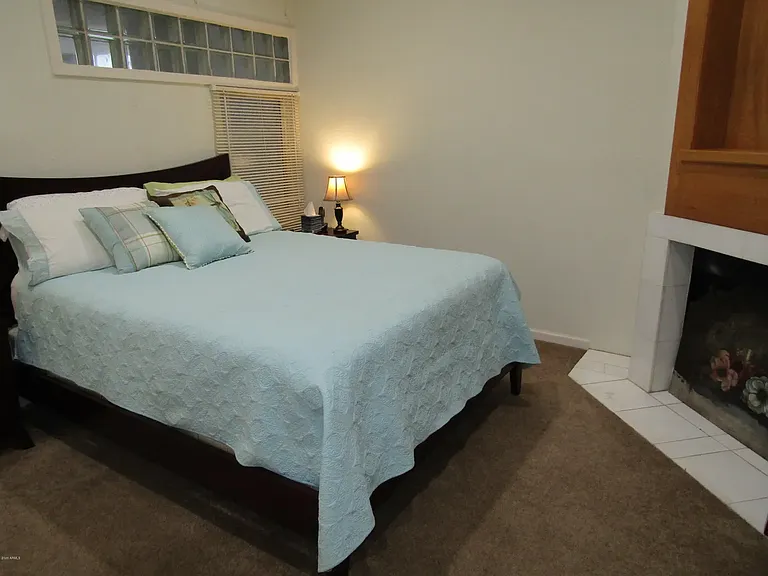 902 W Glendale Ave — Photo 26