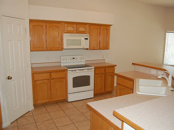 5th image of 10322 E 38th Ln