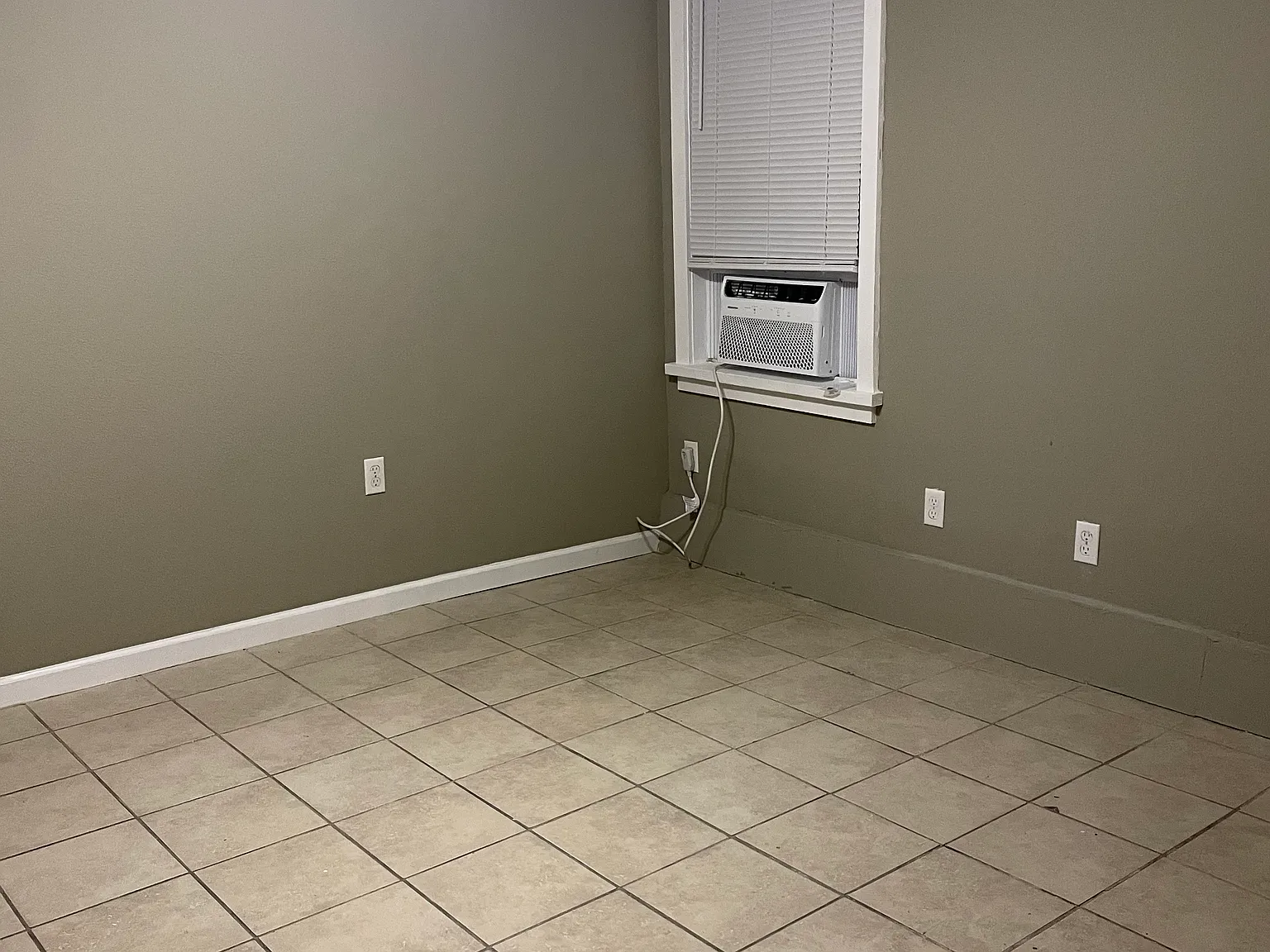 2 bed, 950 sqft, $1,450 — Photo 4