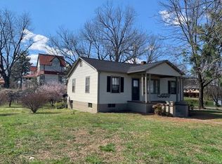 371 Sulphur Springs Rd, Hiddenite, NC 28636