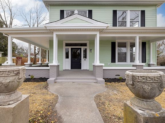 3rd image of 217 Oliver Ave