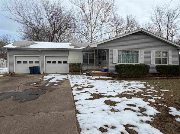 1111 S Gray St, Stillwater, OK 74074