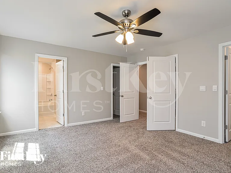 164 N Hill Ln — Photo 8