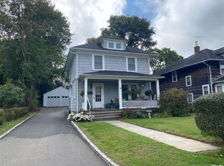 52 Prospect Ave, Northport, NY 11768
