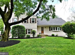 961 Indian Creek Rd, Jenkintown, PA 19046