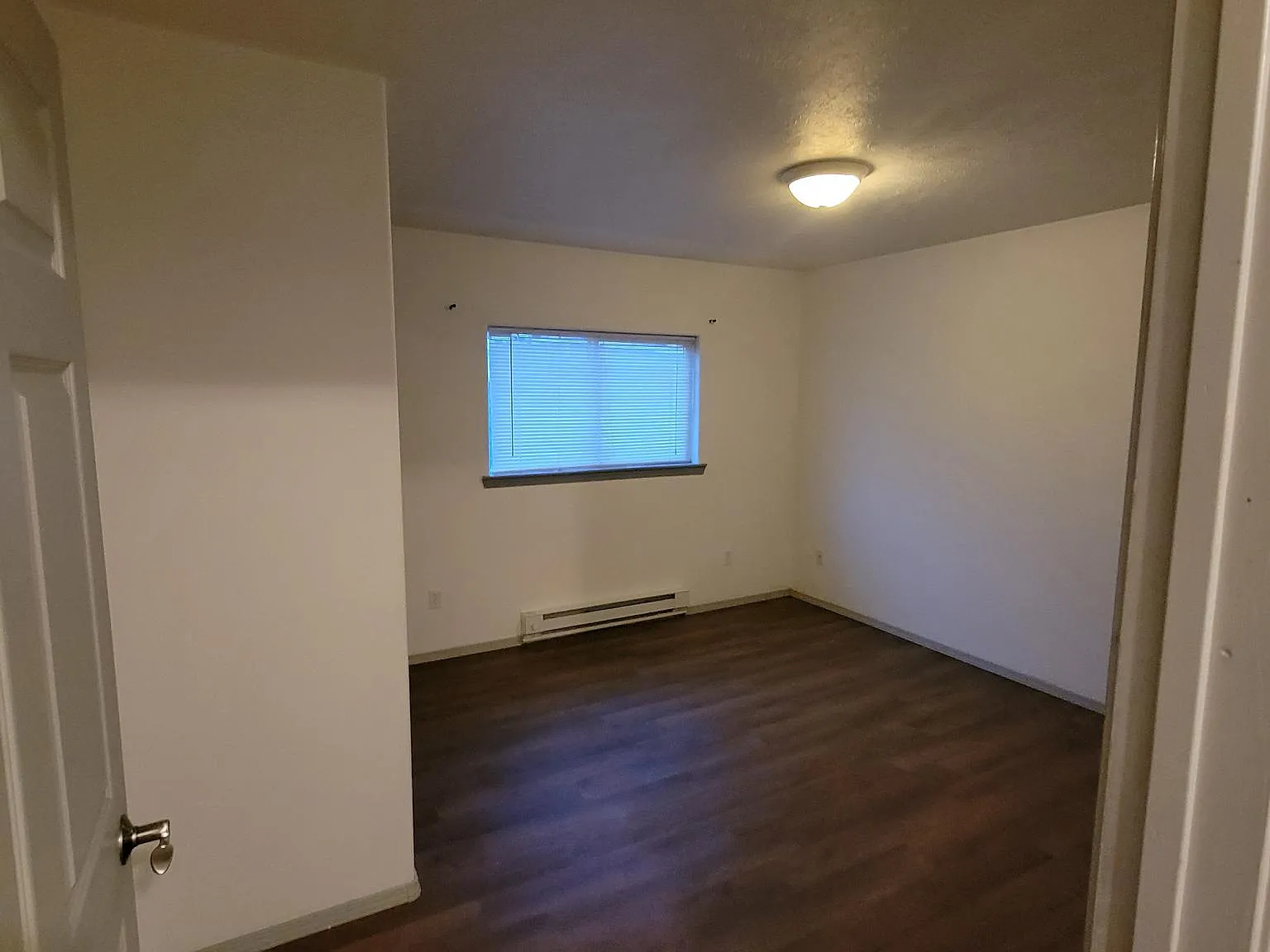 3 bed, 1080 sqft, $1,800 — Photo 4