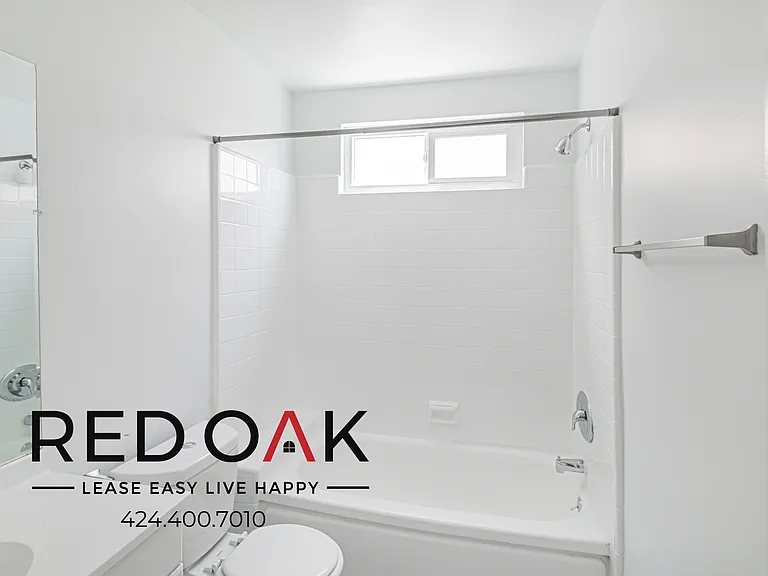 20414 Cohasset St #19 — Photo 15