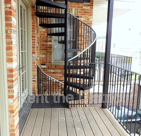1130 5th St NW #3 — Photo 10