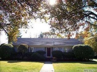 66 Coles Ave, Amityville, NY 11701
