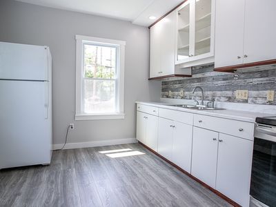 7 Cedar St, Barre, MA, 01005