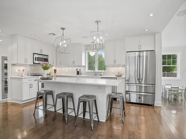 163 Long Hill Drive, Stamford, CT 06902