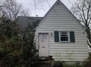 3817 Crest Rd, Drexel Hill, PA 19026