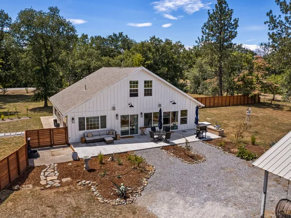 10731 Deschutes Rd, Palo Cedro, CA 96073