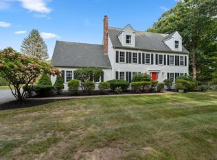 85 Ash St, Hopkinton, MA 01748