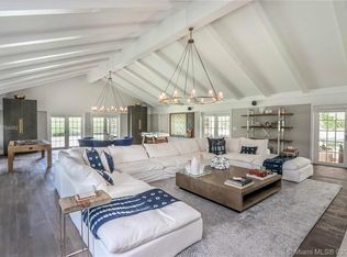 1050 Hollywood Blvd, Hollywood, FL 33019