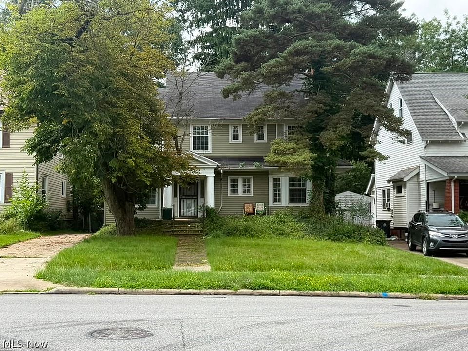 1st image of 1676 Lee Rd