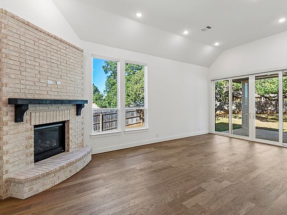 3rd image of 26643 White Eagle Dr