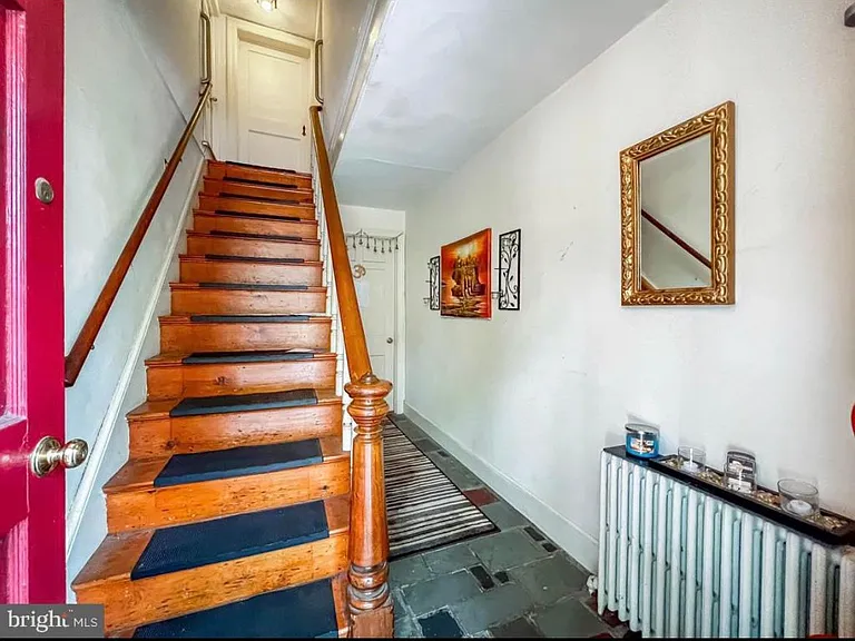 119 W Maple Ave #3 — Photo 8