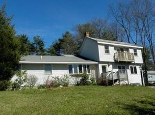 44 Noyes Rd, Londonderry, NH 03053