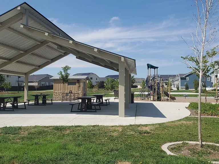 1103 W Emerald Pools Ln — Photo 21