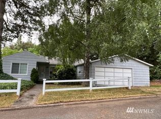 16335 28th Pl NE, Seattle, WA 98155