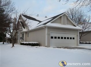 6030 Terrace Dr, Johnston, IA 50131