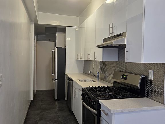 4th image of 207 W 106th St APT 3b