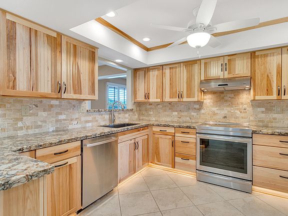 3rd image of 12708 W Marble Dr