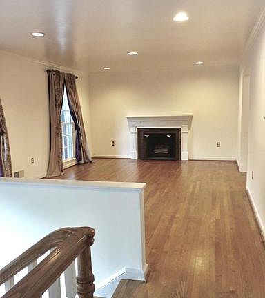 5th image of 7510 Cayuga Ave