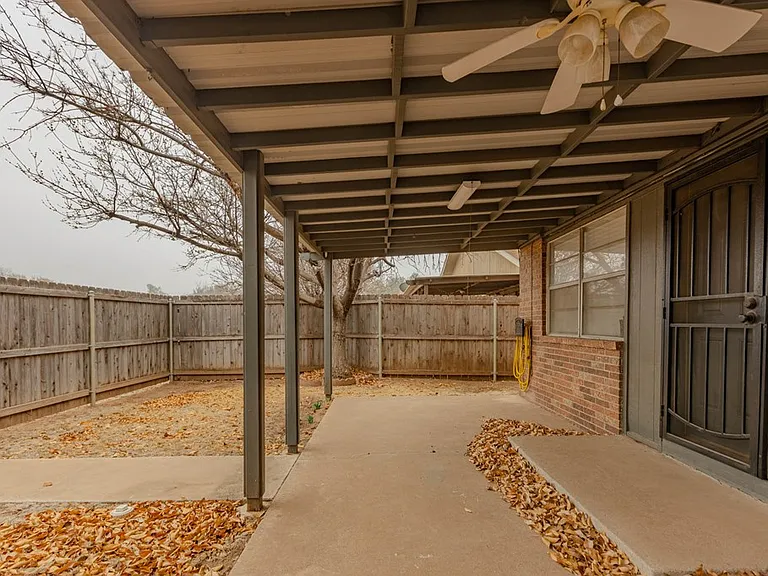 3310 Tanglewood Ln #1 — Photo 21
