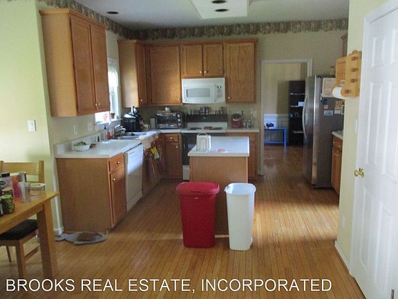 5th image of 3709 General Gookin Ct