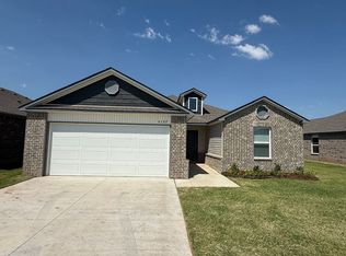 4109 Reese Dr, Mustang, OK 73064