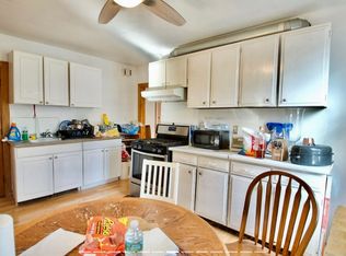 10 Smythe St #3, Brookline, MA 02445