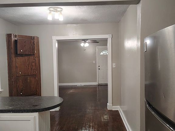 3rd image of 4638 S McRaven Rd
