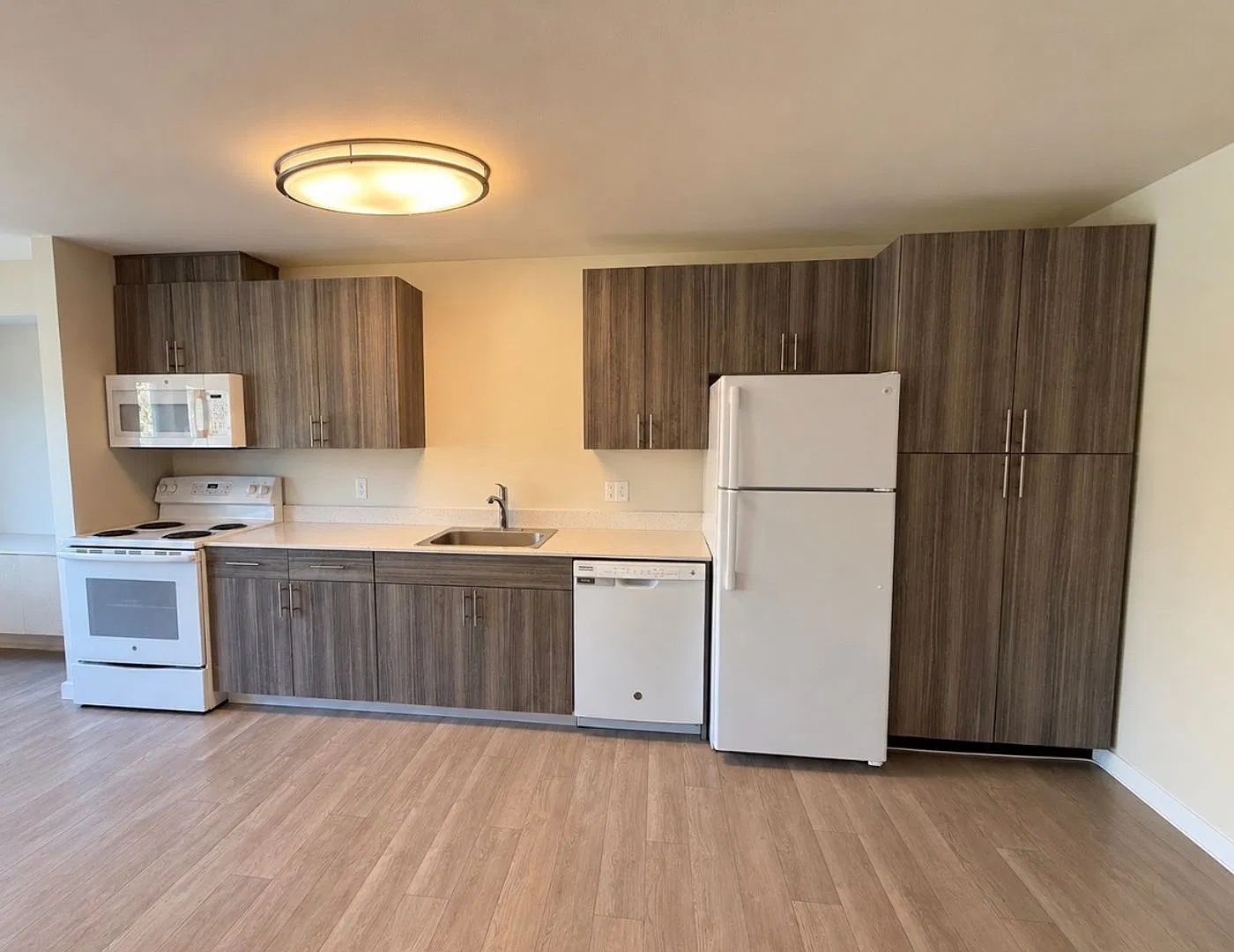Rainier Lofts — Photo 2