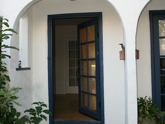 3rd image of 3004 Del Monte Dr