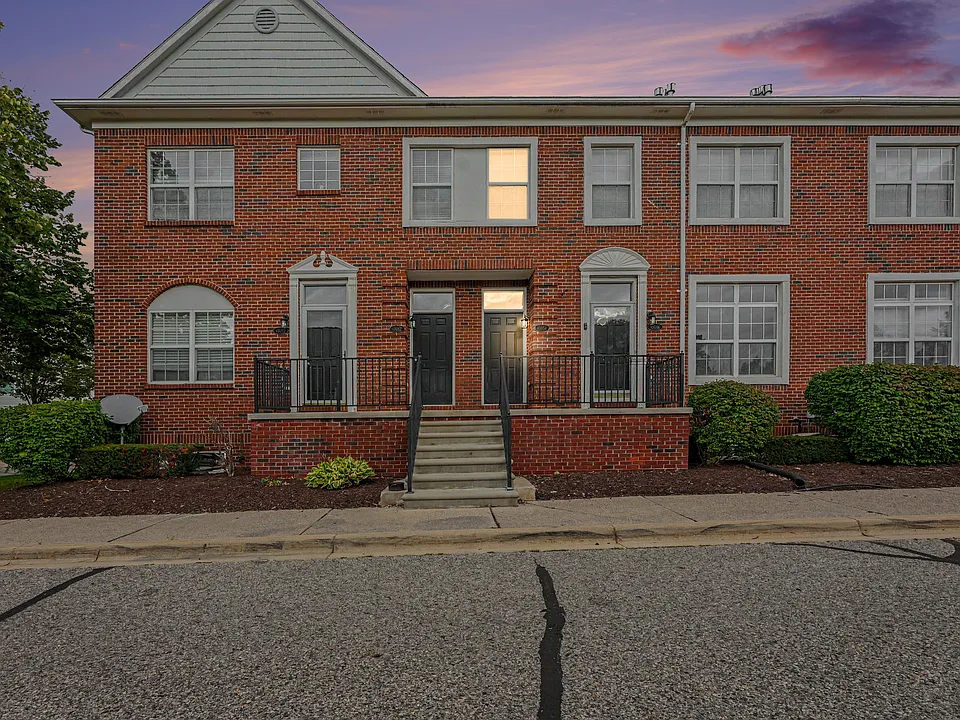 43054 Strand Dr #43054