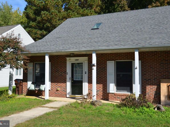 1207 Washington Dr
