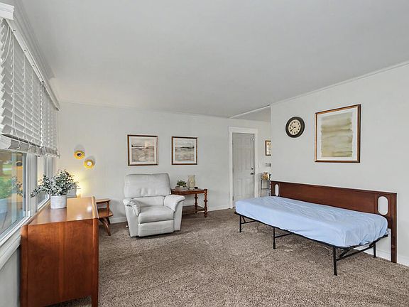 3rd image of 232 Oxford Rd