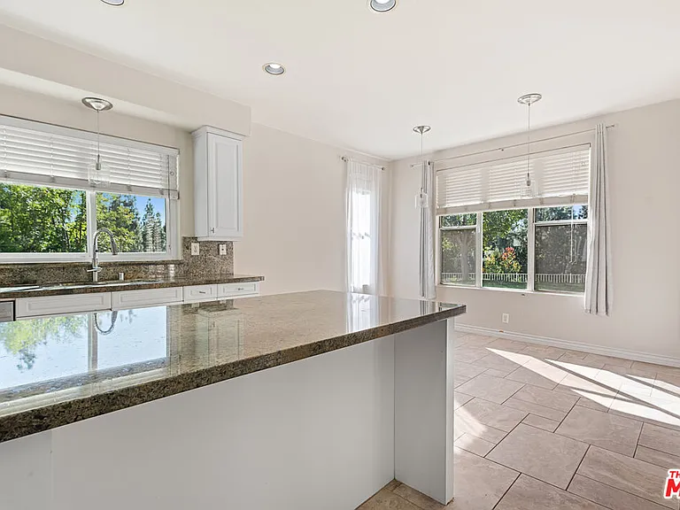 24310 Belford Ct — Photo 21