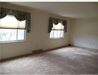 3rd image of 730 Robinwood Dr