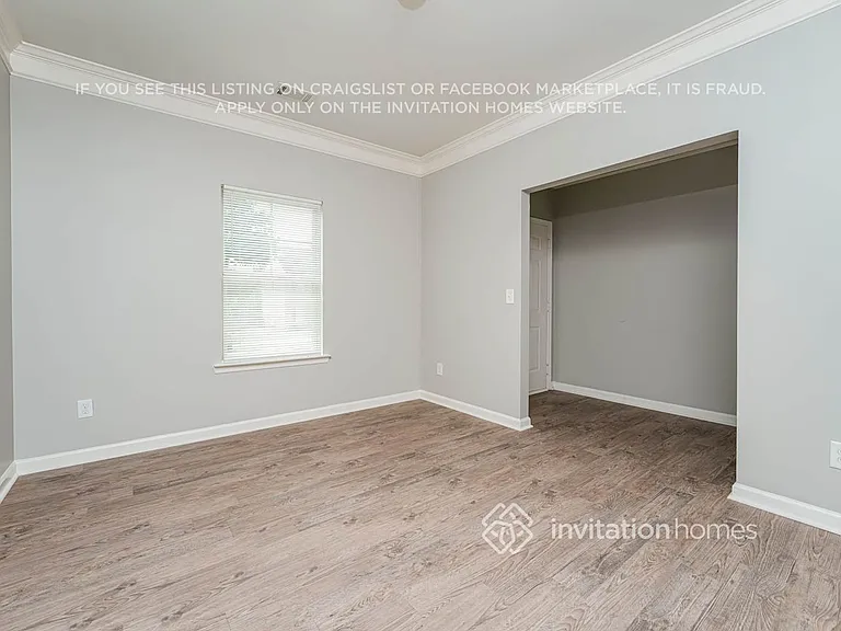 480 Village Broad St — Photo 4