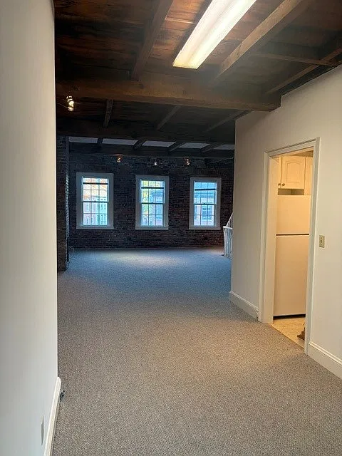 1 bed, 882 sqft, $2,650 — Photo 3