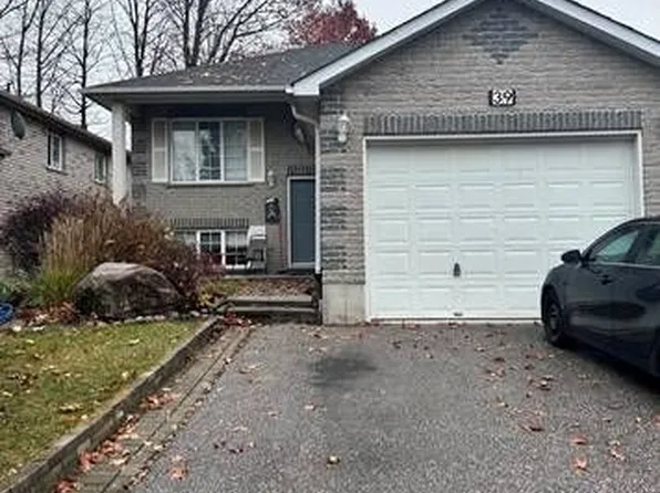 39 Monique Cres, Barrie, ON L4M 6Y3