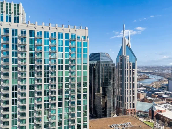 415 Church St APT 2212, Nashville, TN 37219