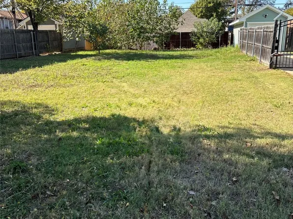 1712 Lipscomb St, Fort Worth, TX 76110