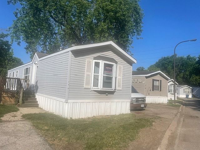 1st image of 706 Briarwood
